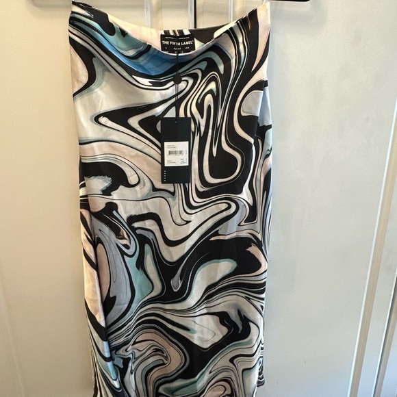 The Fifth Label Dresses & Skirts - The Fifth Label Swirl Print Midi Skirt - Black, White, Blue